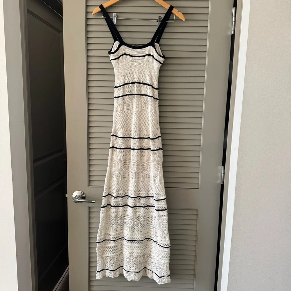 Abercrombie & Fitch White and Black Maxi Dress